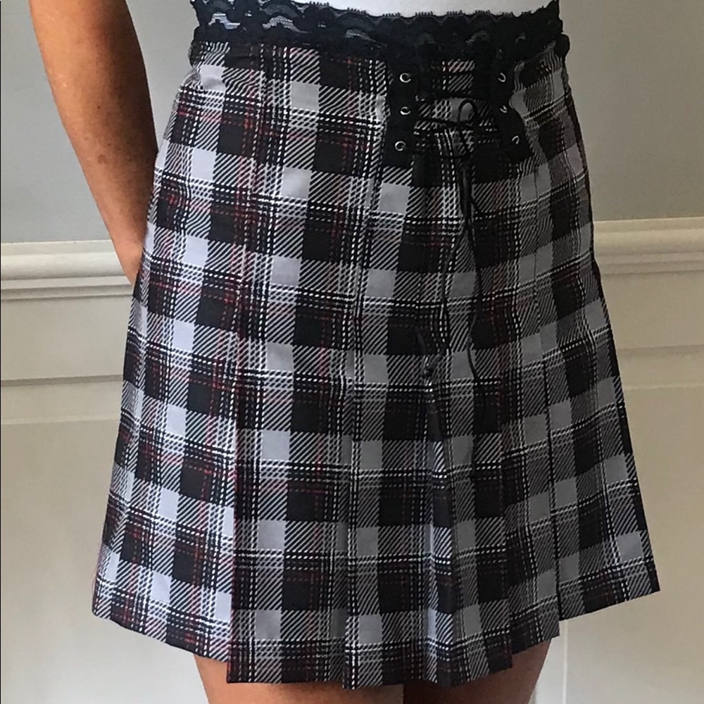 Plaid pleated skirt